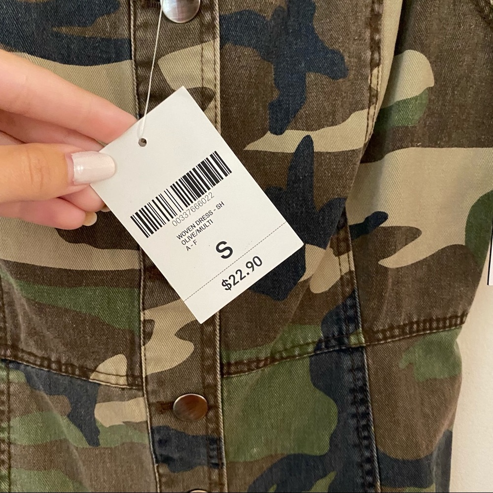 NWT Forever 21 Camo Button Up Dress - Picture 8 of 9